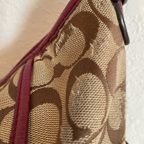 Coach Park signature hobo, jacquard, print, burgundy, trim F 30341 top zip - Picture 7 of 11